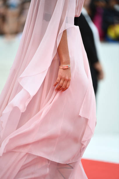 Brazilian Actress Bruna Marquezine Detail Wearing