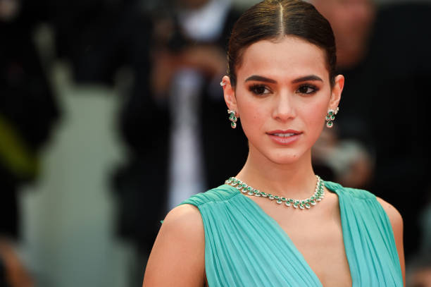 75th Venice Film Festival, A star is born red carpet. In the picture: Bruna Marquezine during the red carpet, on the occasion of the 75th Venice Film Festival. Venice August 31th, 2018 (612×407)