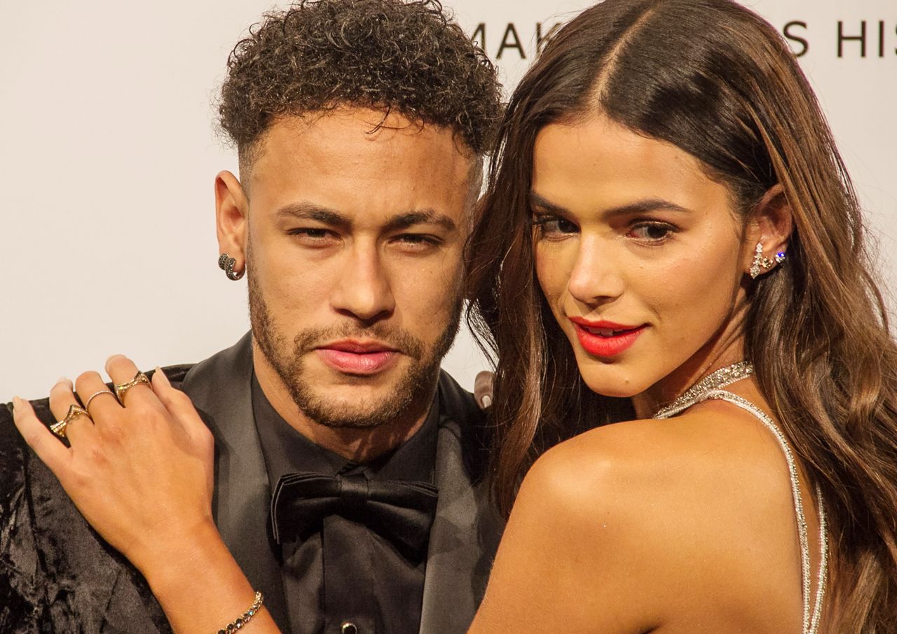 Bruna Marquezine Amfar Gala Sao Paulo