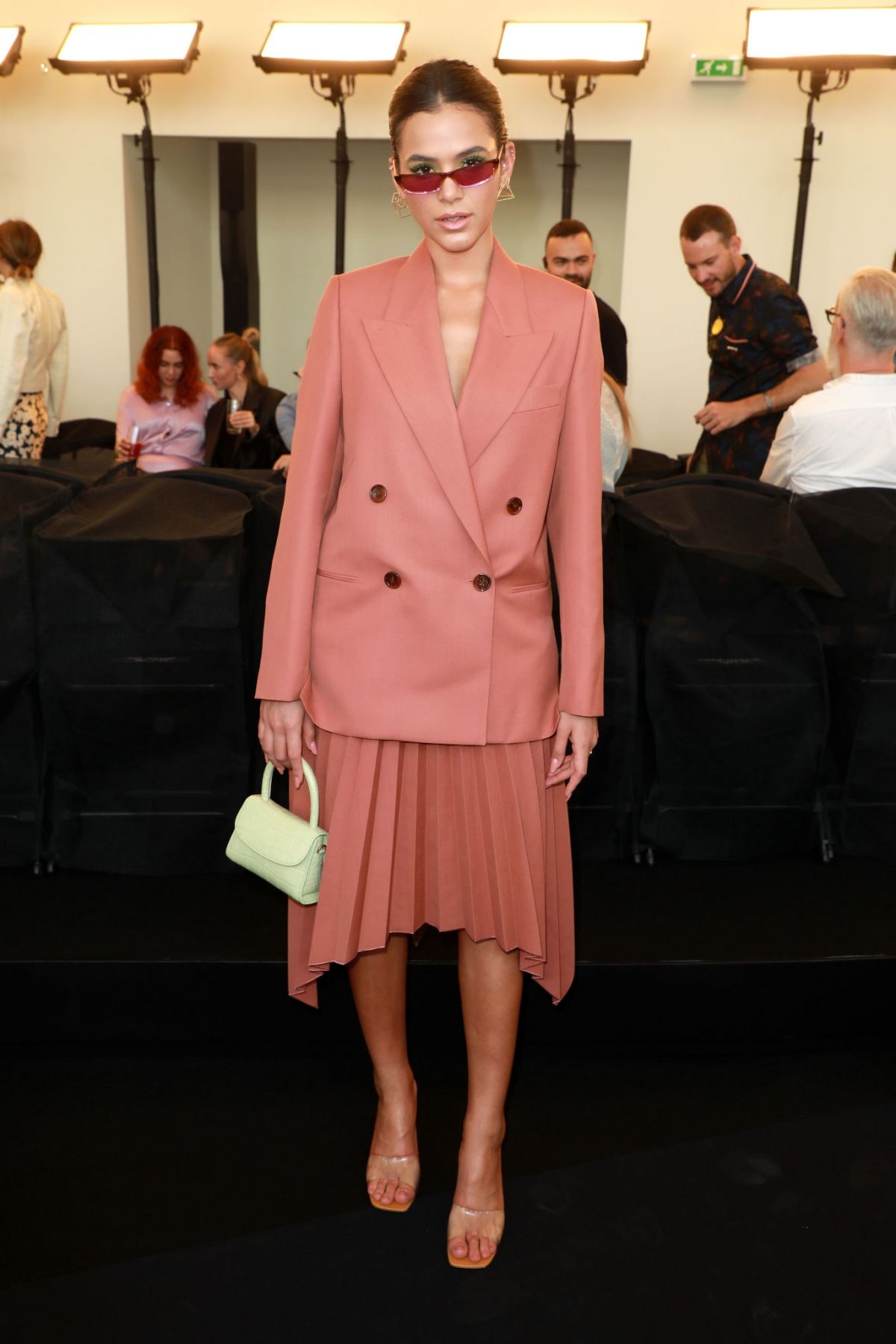 BRUNA MARQUEZINE at Acne Studios Haute Couture Fall/Winter 2019/2020 Show at Paris Fashion Week 06/30/2019 — frame 13/16 (1200×1800)