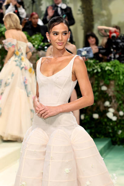 Bruna Marquezine attends The 2024 Met Gala Celebrating "Sleeping Beauties: Reawakening Fashion" at The Metropolitan Museum of Art on May 06, 2024 in New York City.