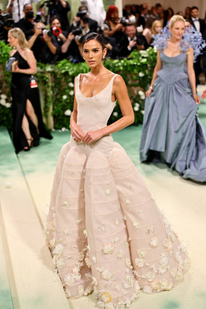 Bruna Marquezine Attends the 2024 Met Gala Celebra
