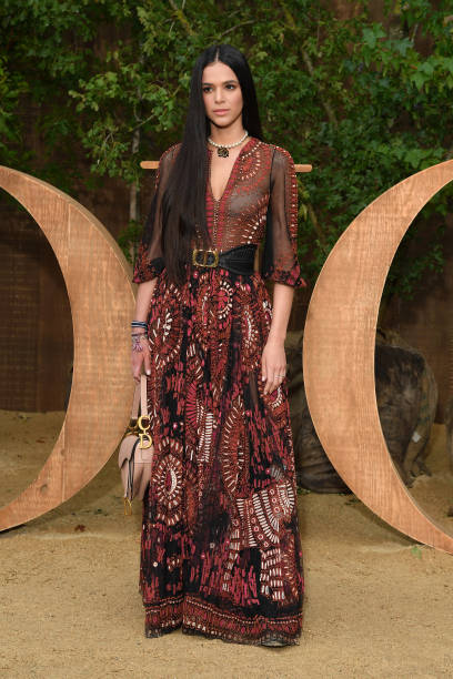 Bruna Marquezine attends the Christian Dior Womenswear Spring/Summer 2020 show as part of Paris Fashion Week on September 24, 2019 in Paris, France. — frame 16/65 (408×612)