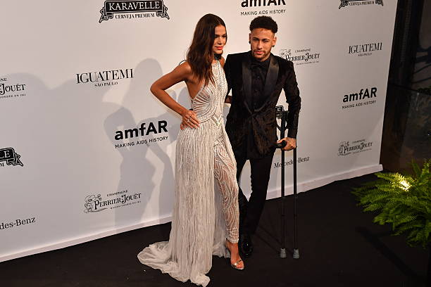 Bruna Marquezine Brazilian Psg S Footballer Neymar Junior and Girlf