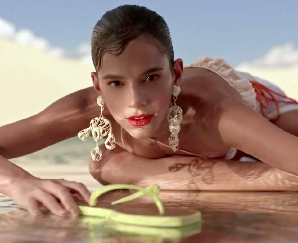 Bruna Marquezine Campanha Publicit Ria Da Marca Arezzo Protagonizad