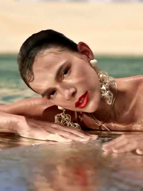 Bruna Marquezine Campanha Publicit Ria Da Marca Arezzo Protagonizad