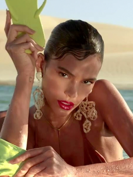 Bruna Marquezine Campanha Publicit Ria Da Marca Arezzo Protagonizad
