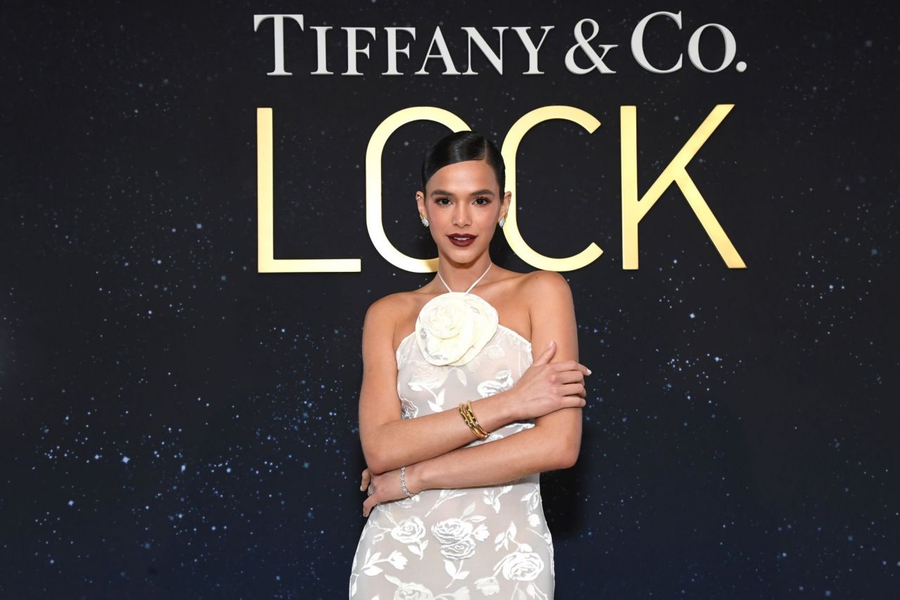 Bruna Marquezine – Tiffany & Co. Lock Event in West Hollywood 10/26/2022 (more photos) (1280×854)